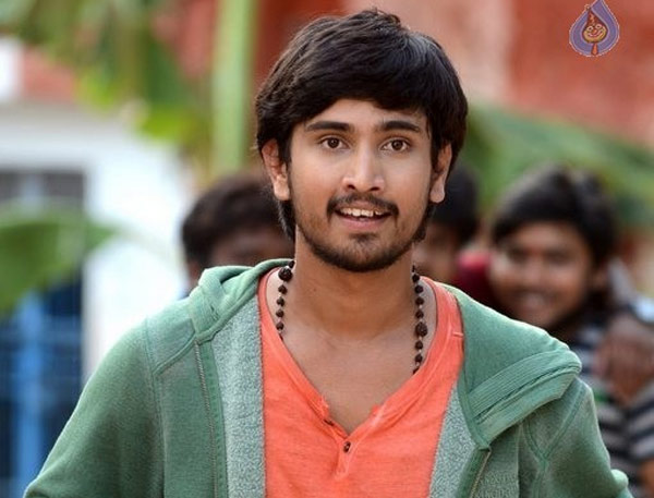 raj tarun,sree shailendra production movie,raj tarun movie shooting in chik mangulur,uyyala jampala,cinema choopistha mava  చిక్‌మంగళూర్‌లో రాజ్‌తరుణ్ కేం పని?